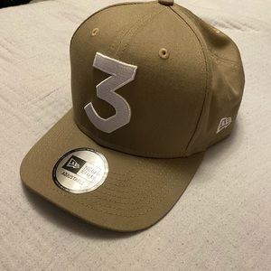 Selling my Chance the Rapper 3 hats,